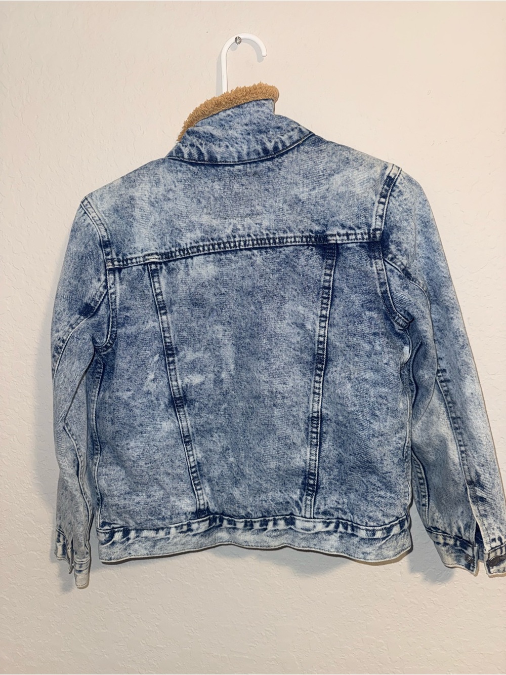 Levi’s Sherpa Lined Denim Jacket Acid Wash Trucker Size M - Picture 2 of 7